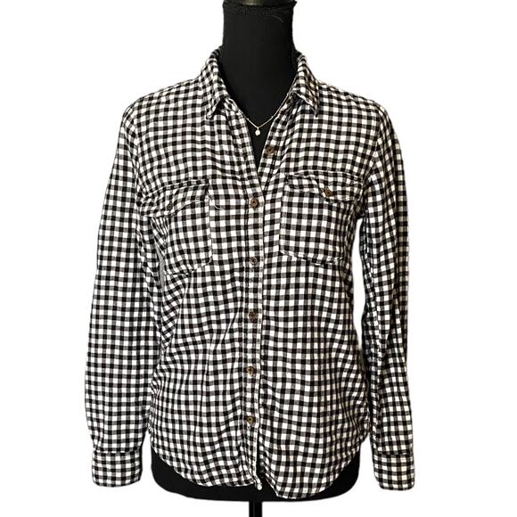 3/$15 Forever 21 Long Sleeve Black and White Plaid Button Down Fall Winter Top - Picture 1 of 10